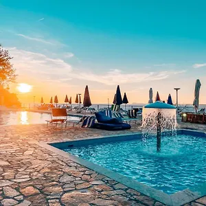 Aqua Holiday Vlorë